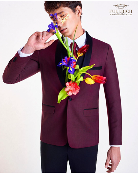 Smart Groom นอกจาก ร้าน fullrichbride จะโด่งดังด้วยชุดเจ้าสาว แสนสวยงานละเอียด สุดประณีตแล้ว หนุ่มๆ ว่าที่เจ้าบ่าว ก็ต้องร้อง WOW ไปกับคอลเลคชั่นใหม่ล่าสุด