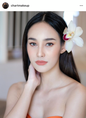วันนี้เรามีเคล็ดลับความงาม กับการแต่งหน้า เพื่อเพิ่มความมั่นใจ ให้กับเจ้าสาว โดยช่างแต่งหน้าชื่อดัง พี่ ชาติ Make up มาฝากสาวๆ