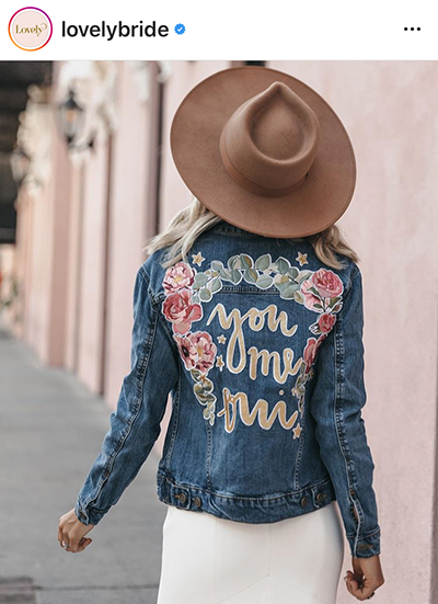 ชุดเจ้าสาว ที่มีความสวยหวาน แบบทั่วๆไปแสนจะคุ้นตา แต่หากอยากจะเปลี่ยนให้มีความเท่ห์ นำเทรนด์ได้ไม่เหมือนใคร เรามีคำตอบ