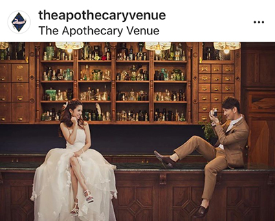 The Apothecary มีรากศัพท์ มาจากภาษากรีก โบราณ ซึ่งหมายถึงคนปรุงยา ที่จะมาปรุงความสุขให้กับทุกงานเลี้ยงในสถานที่ ที่เต็มไปด้วยเสน่ห์และมนต์ขลังแห่งนี้